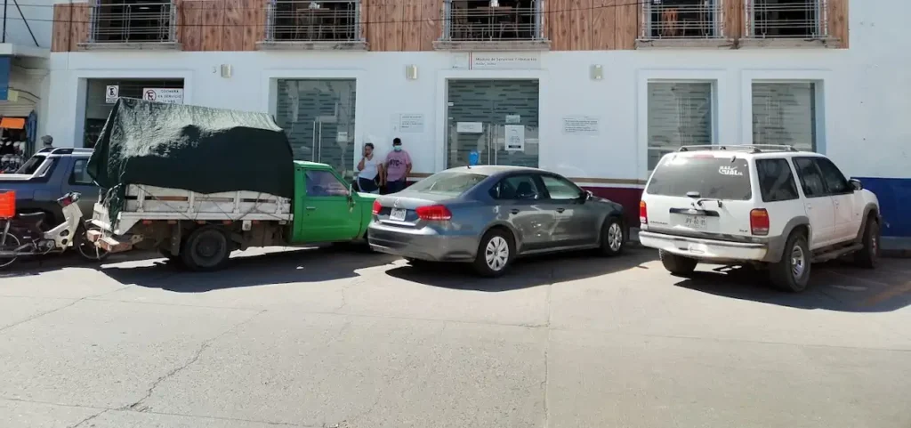 Fachada de la oficina SAT en Autlán de Navarro