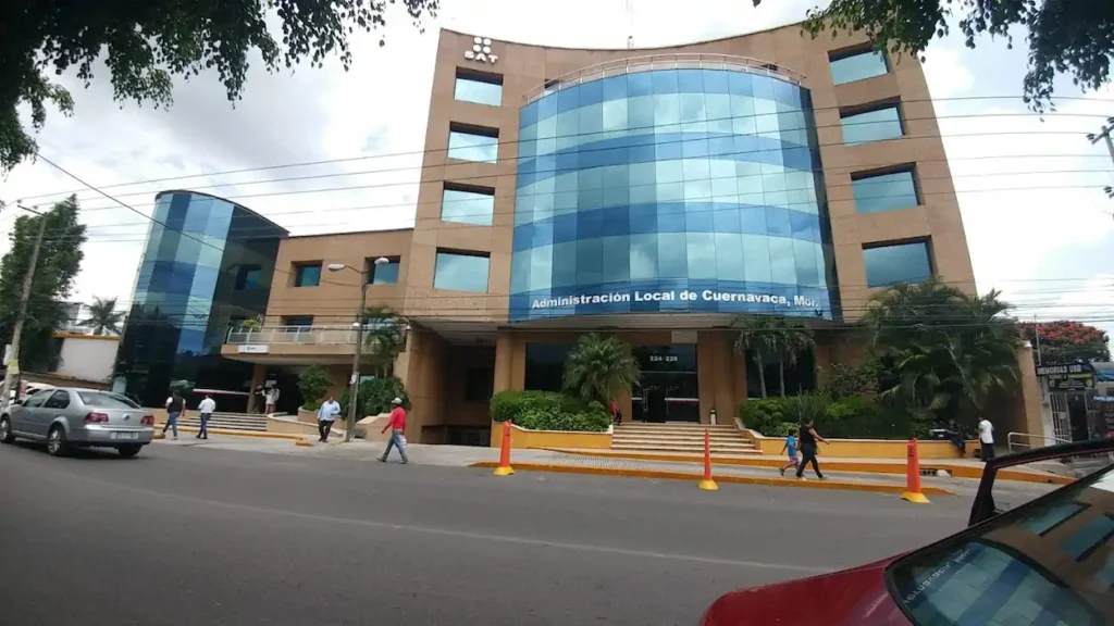 Fachada de la oficina SAT en Cuernavaca