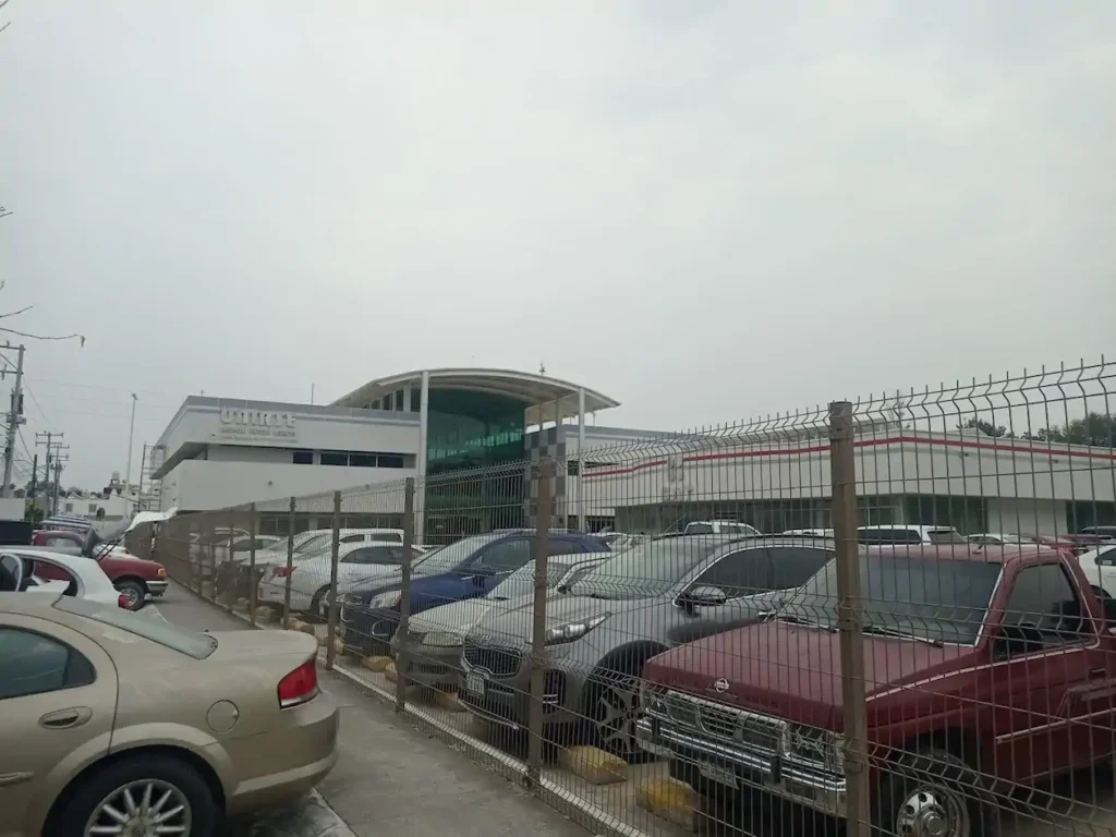 Fachada de la oficina SAT en Lagos de Moreno