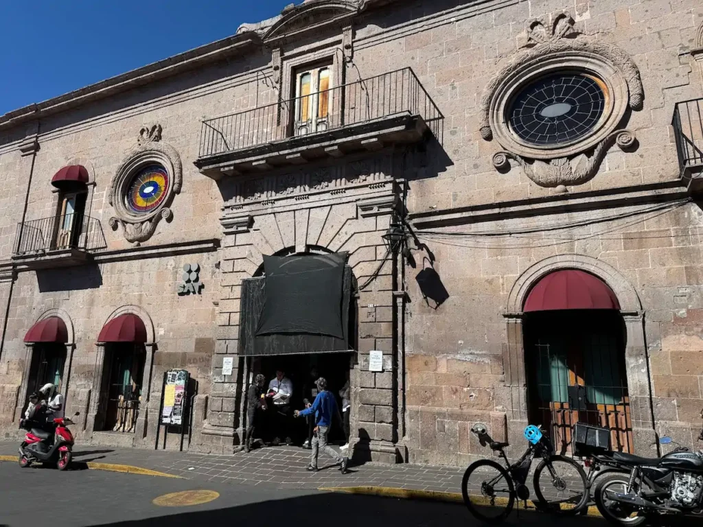 Fachada de la oficina SAT en Morelia