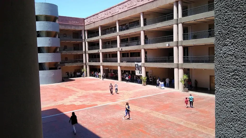 Fachada de la oficina SAT en Hermosillo