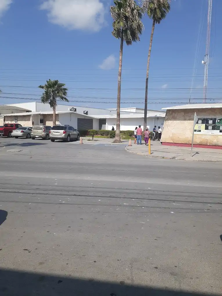 Fachada de la oficina SAT en Matamoros