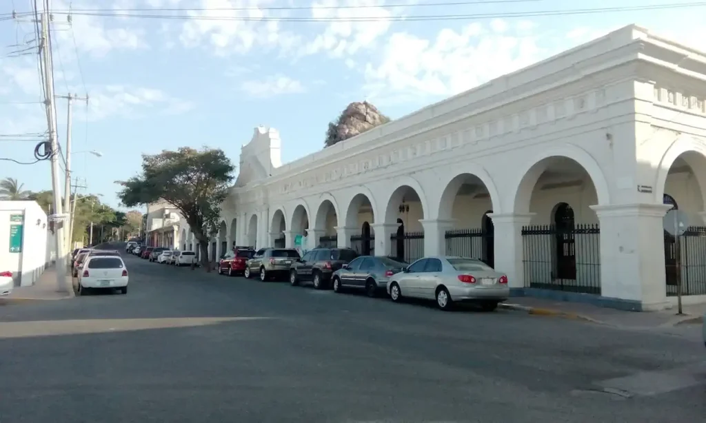 Fachada de la oficina SAT en Mazatlán