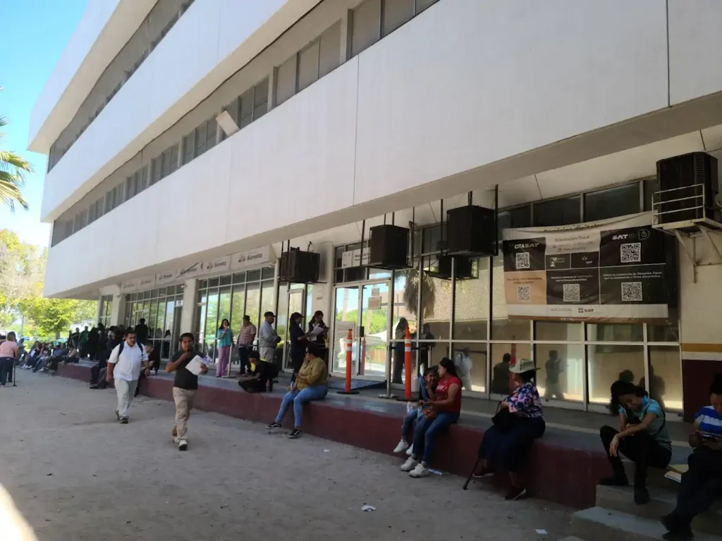 Fachada de la oficina SAT MST Palacio Federal Mexicali